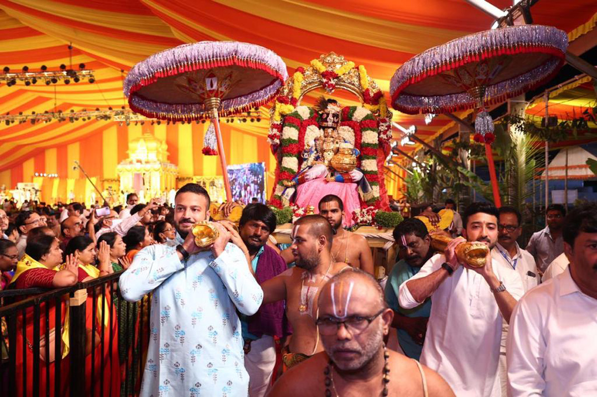 Sri Venkateswara Vaibhavotsavam At NTR Stadium - Sakshi17