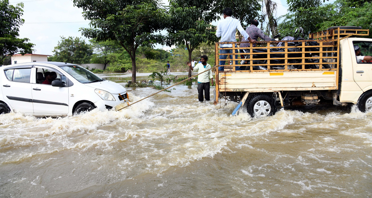 Heavy Rain In Hyderabad - Sakshi19