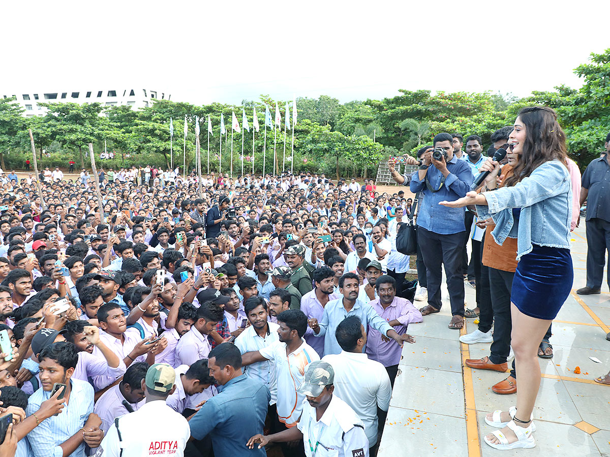 Manchu Vishnu and Payal Rajput Jinna Movie Promotions - Sakshi10