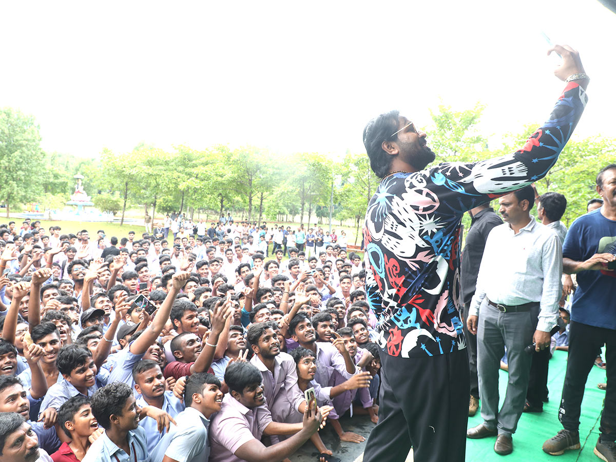 Manchu Vishnu and Payal Rajput Jinna Movie Promotions - Sakshi2