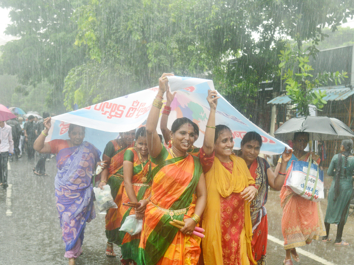 Visakha Garjana Rally Photo Gallery - Sakshi27