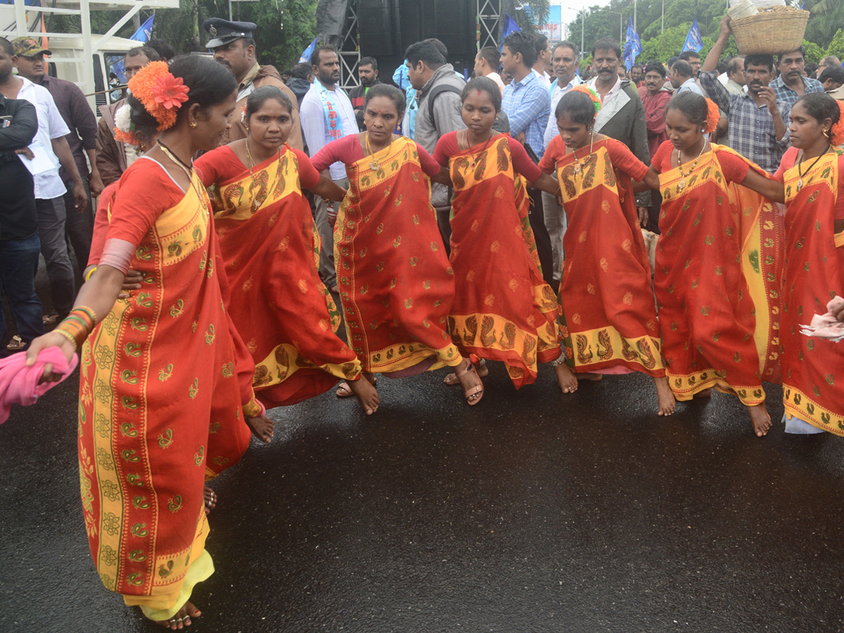 Visakha Garjana Rally Photo Gallery - Sakshi56