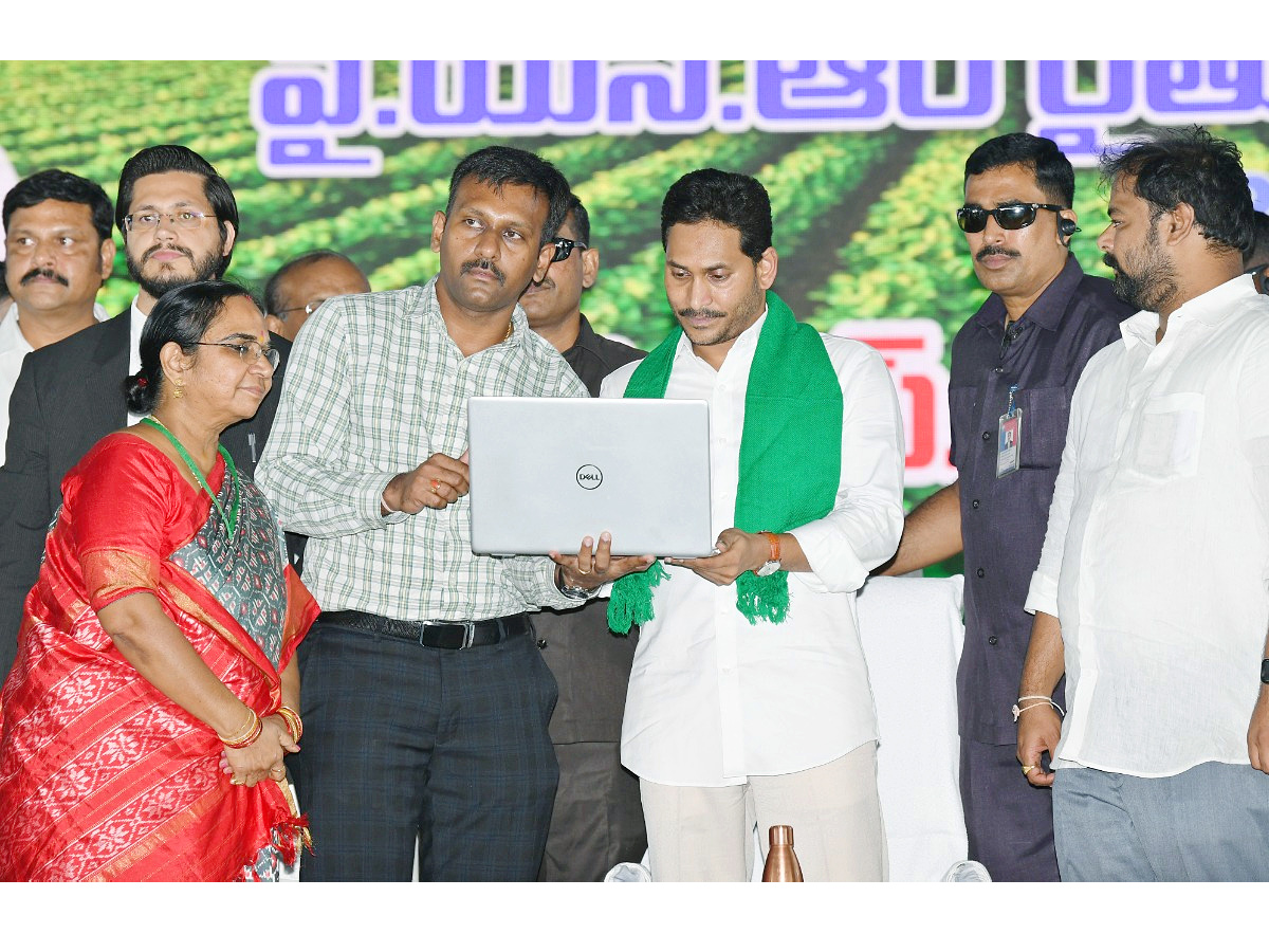 AP CM YS Jagan Releases YSR Rythu Bharosa Photo Gallery - Sakshi5