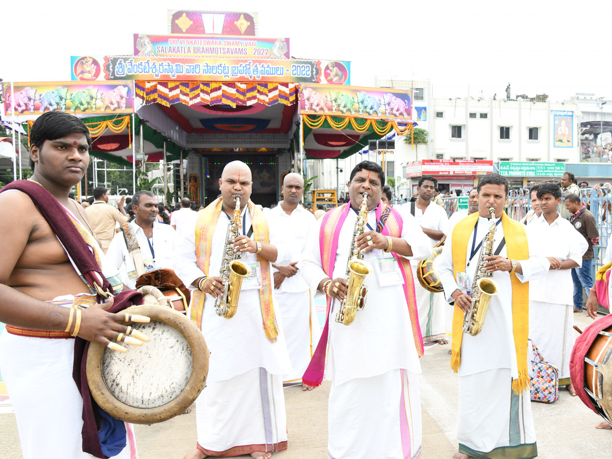 Tirumala Srivari Brahmotsavam 2022 Hanumantha Vahana Seva Photo Gallery - Sakshi28