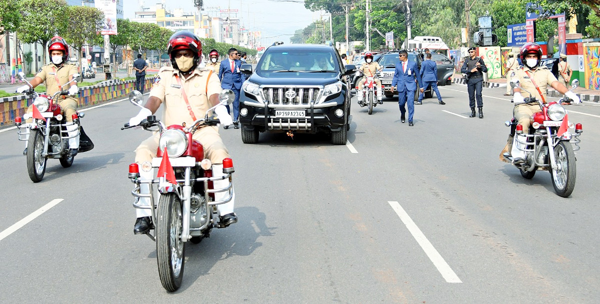 AP CM YS Jagan In Police Martyrs Commemoration Day - Sakshi34