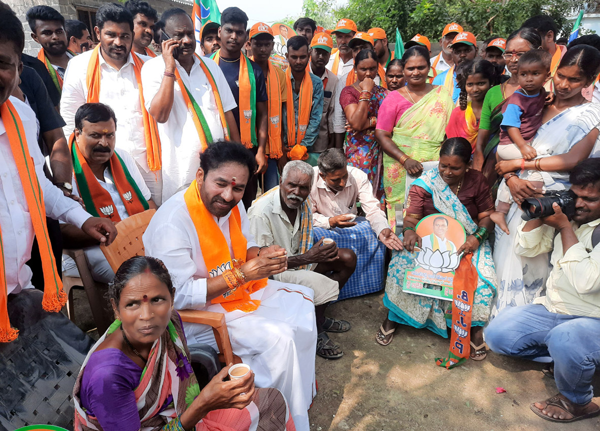 Munugode ByElections Party leaders Pictures  - Sakshi27