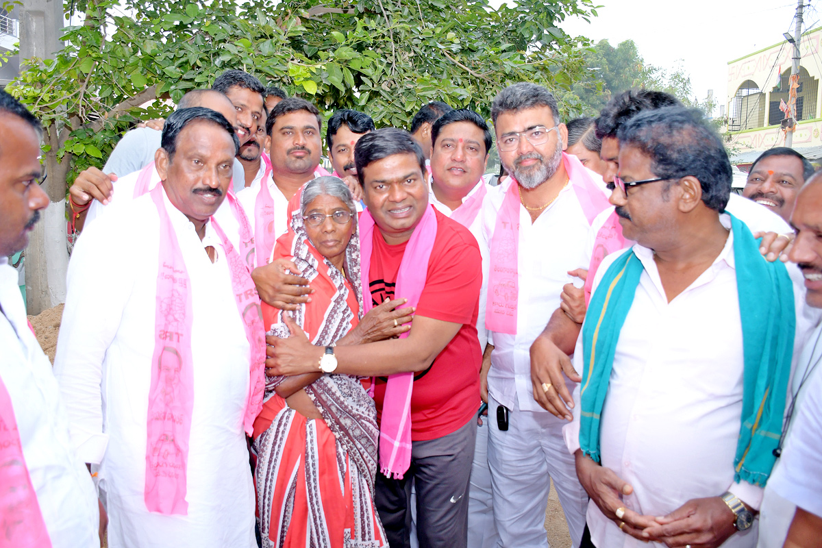 Munugode ByElections Party leaders Pictures  - Sakshi26