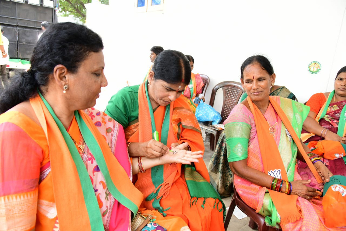 Munugode ByElections Party leaders Pictures  - Sakshi37