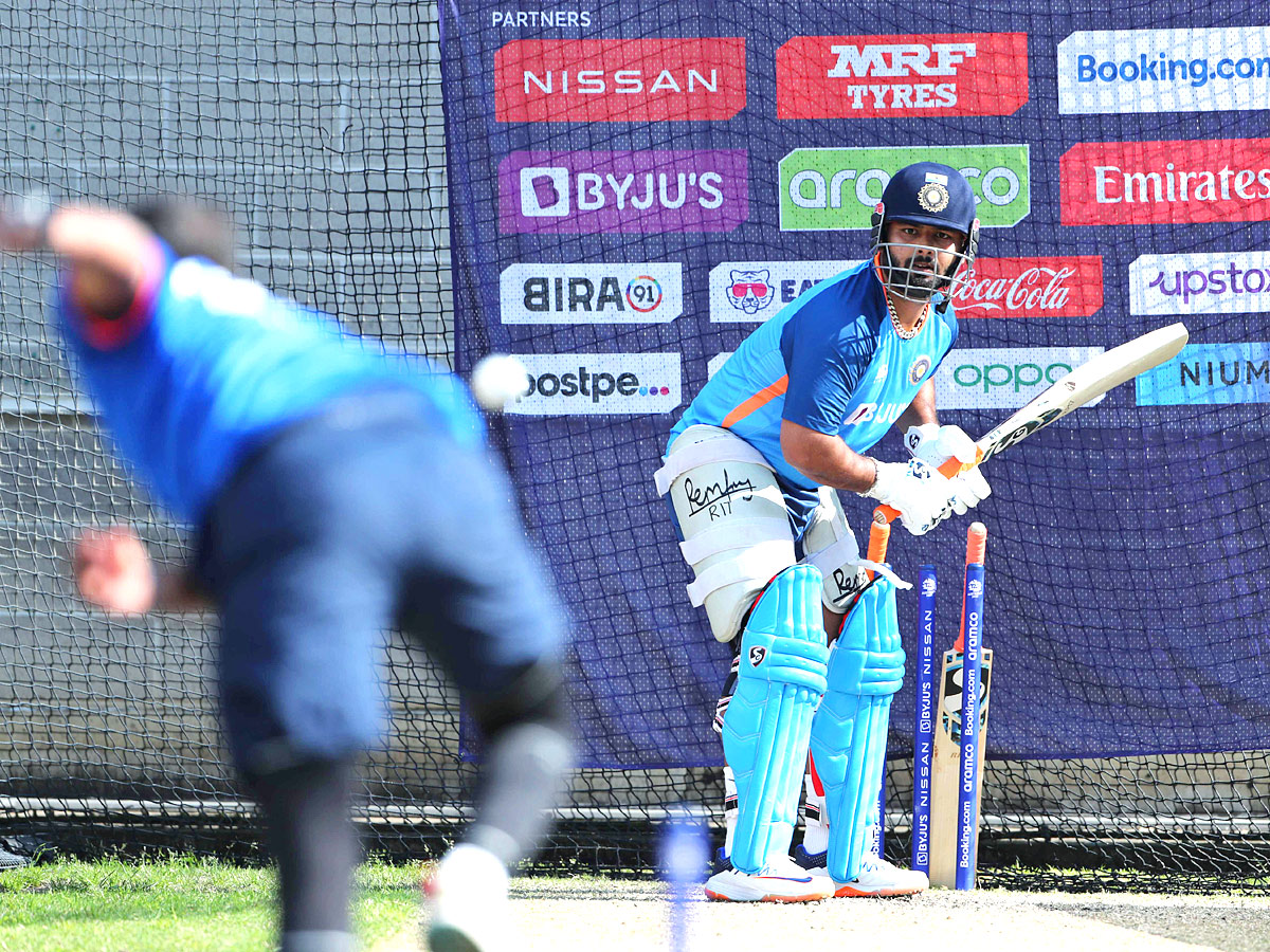 T20World Cup 2022:Team India first training session Photos ahead of India Vs Pakistan Match - Sakshi3