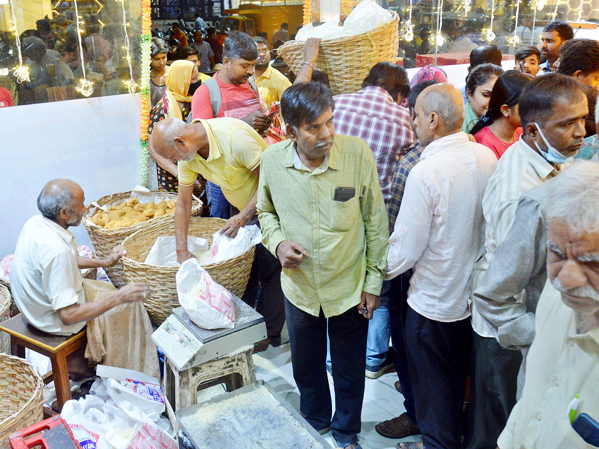 Diwali festival celebrations in Hyderabad Photo Gallery - Sakshi15