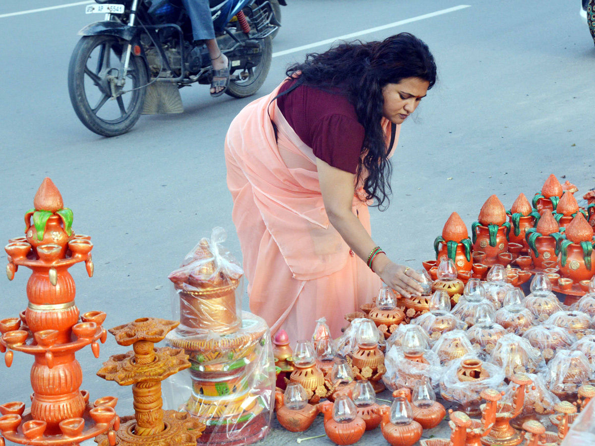 Diwali festival celebrations in Hyderabad Photo Gallery - Sakshi3