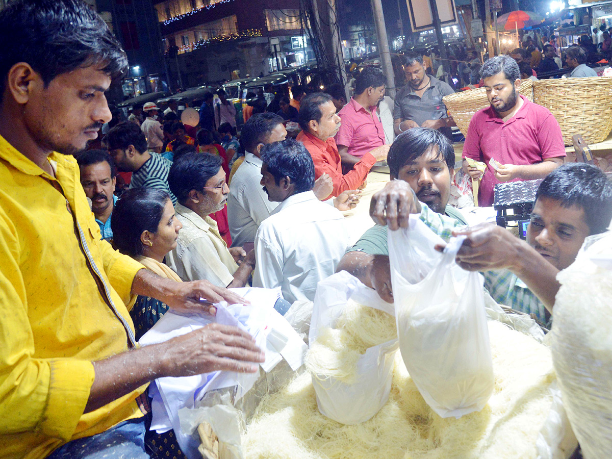 Diwali festival celebrations in Hyderabad Photo Gallery - Sakshi22