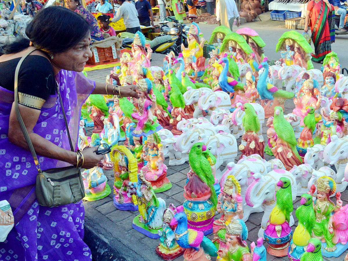 Diwali festival celebrations in Hyderabad Photo Gallery - Sakshi8