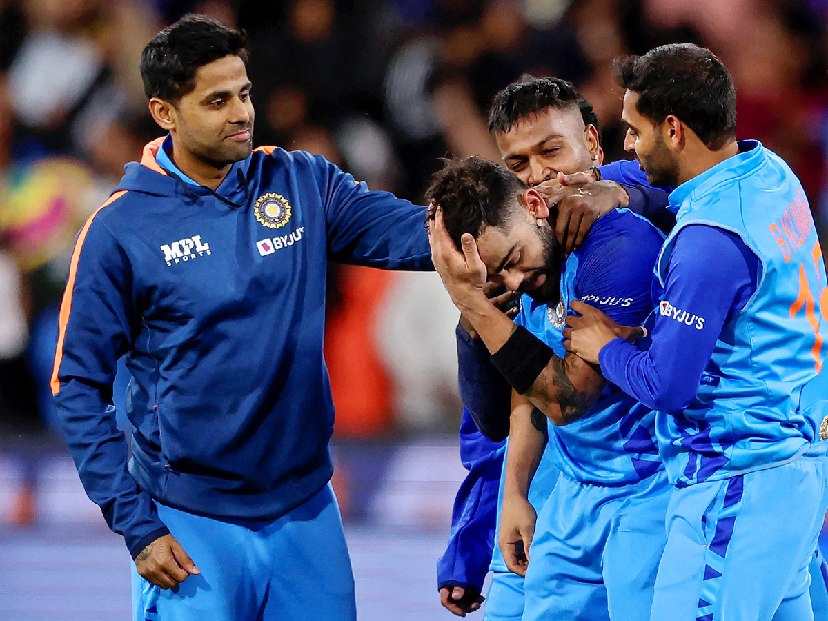 ICC T20 World Cup Photos After India won The Match Against Pakistan Photo Gallery - Sakshi4