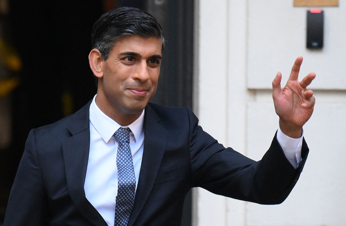 Rishi Sunak Becomes UK first Indian Origin PM - Sakshi12