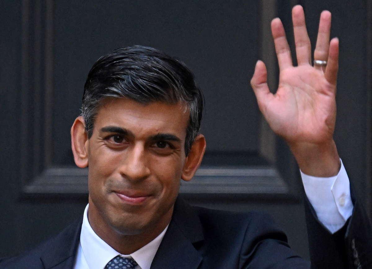 Rishi Sunak Becomes UK first Indian Origin PM - Sakshi13