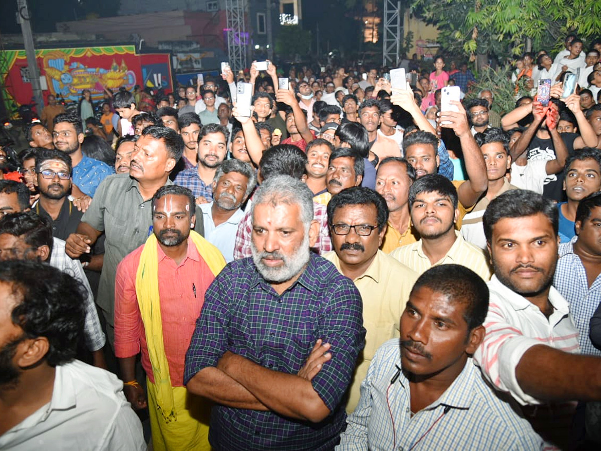 Diwali 2022 Celebrations in Tirupati - Sakshi12