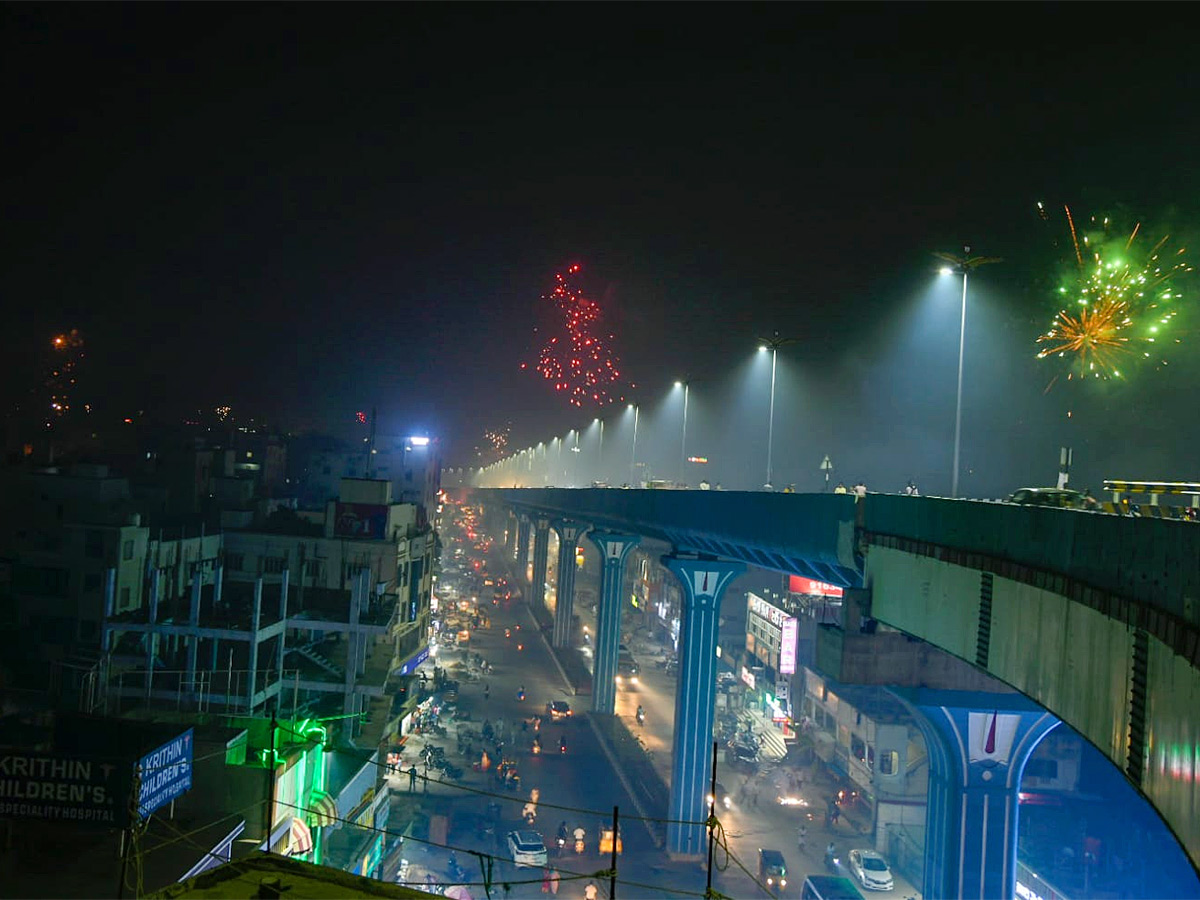 Diwali 2022 Celebrations in Tirupati - Sakshi17