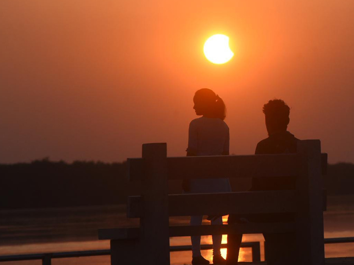 People observing solar eclipse Photo Gallery - Sakshi8