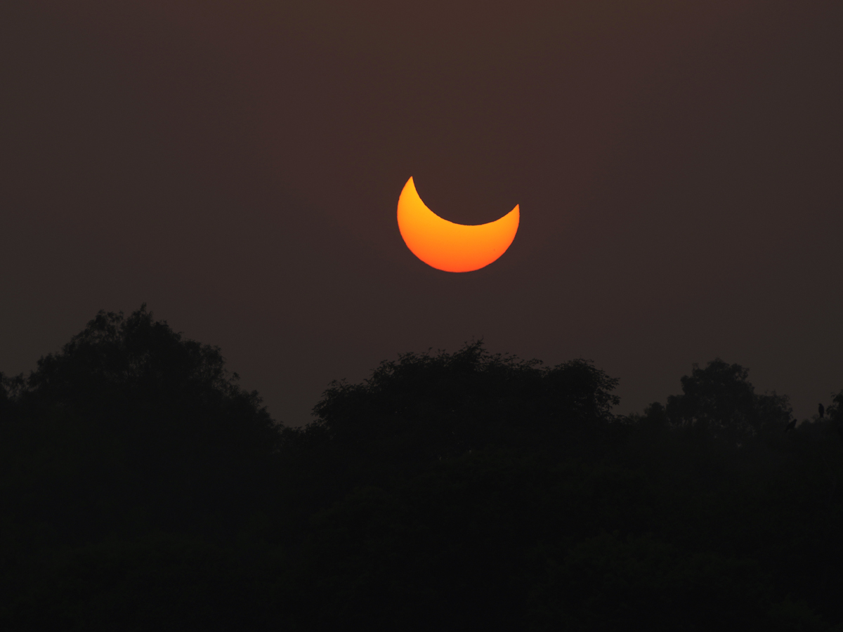 Solar Eclipse 2022 Photo Gallery - Sakshi2