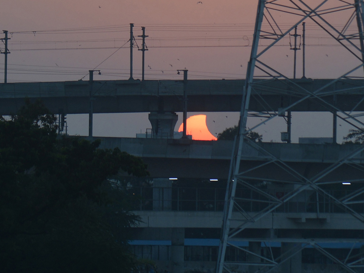 Solar Eclipse 2022 Photo Gallery - Sakshi32