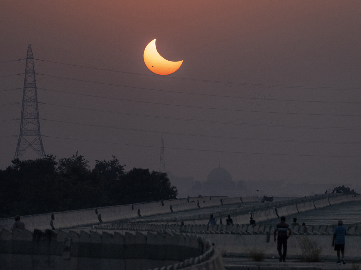 Solar Eclipse 2022 Photo Gallery - Sakshi6