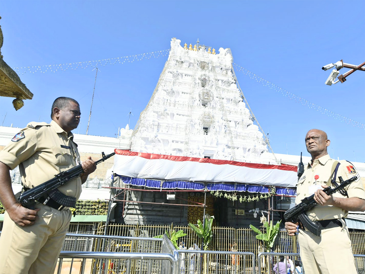 Solar Eclipse Tirumala Srivari Temple Closed Today - Sakshi1