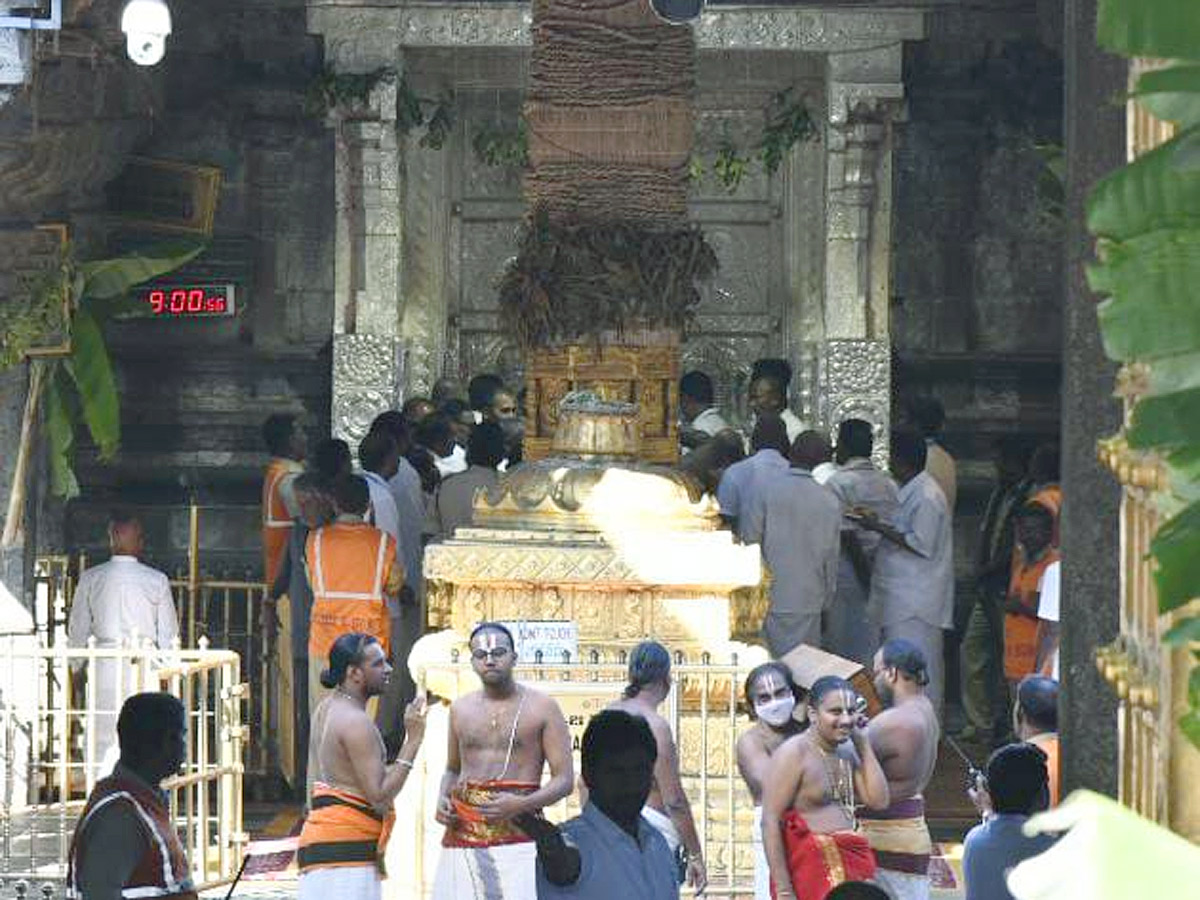 Solar Eclipse Tirumala Srivari Temple Closed Today - Sakshi2