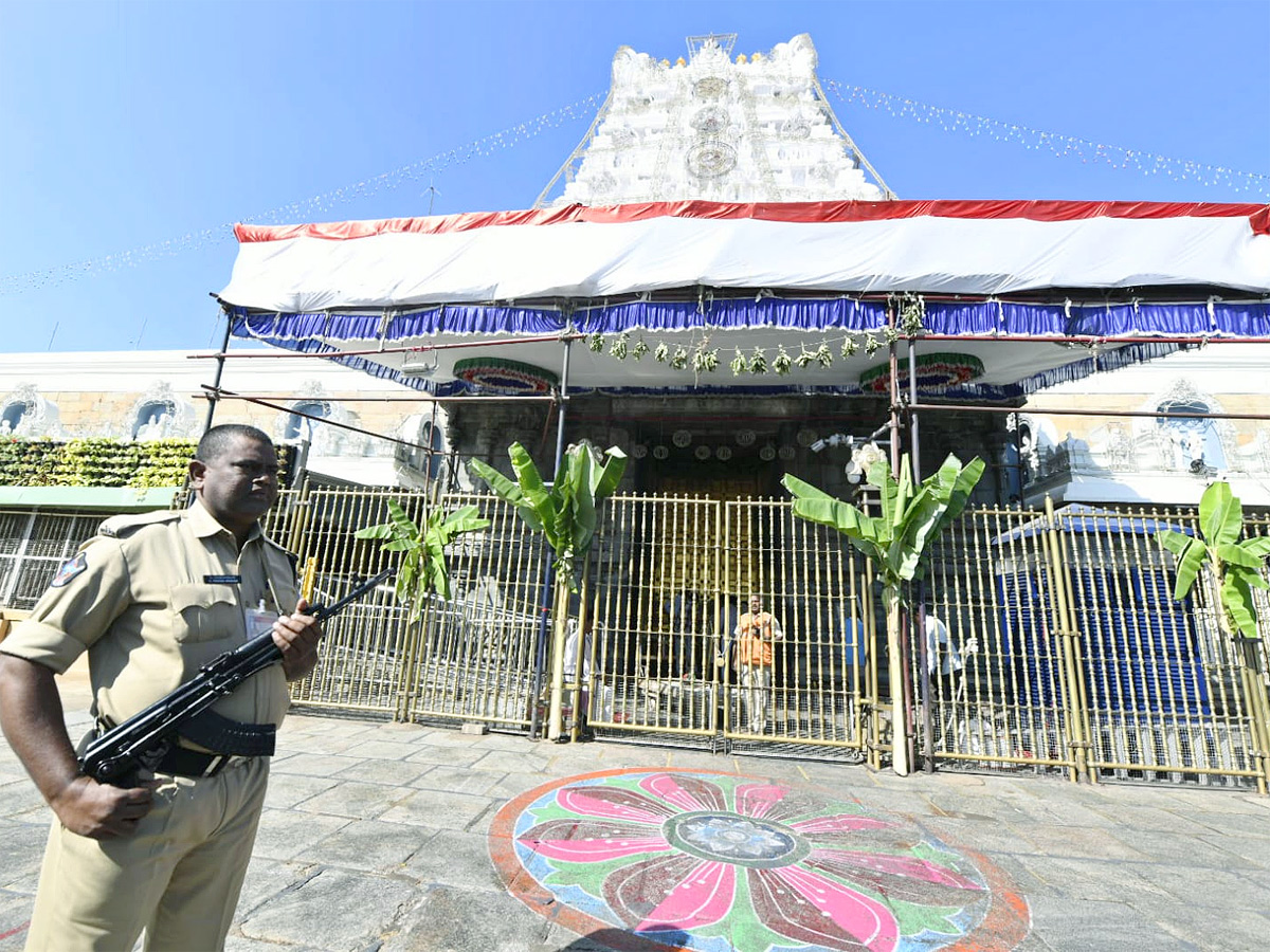 Solar Eclipse Tirumala Srivari Temple Closed Today - Sakshi5