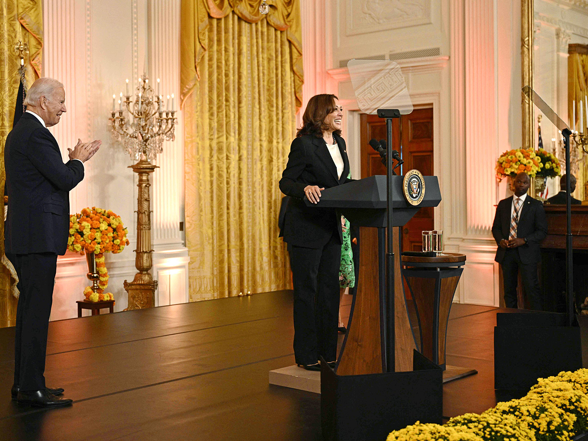 US President Joe Biden hosts largest Diwali reception at White House Photo Gallery - Sakshi11