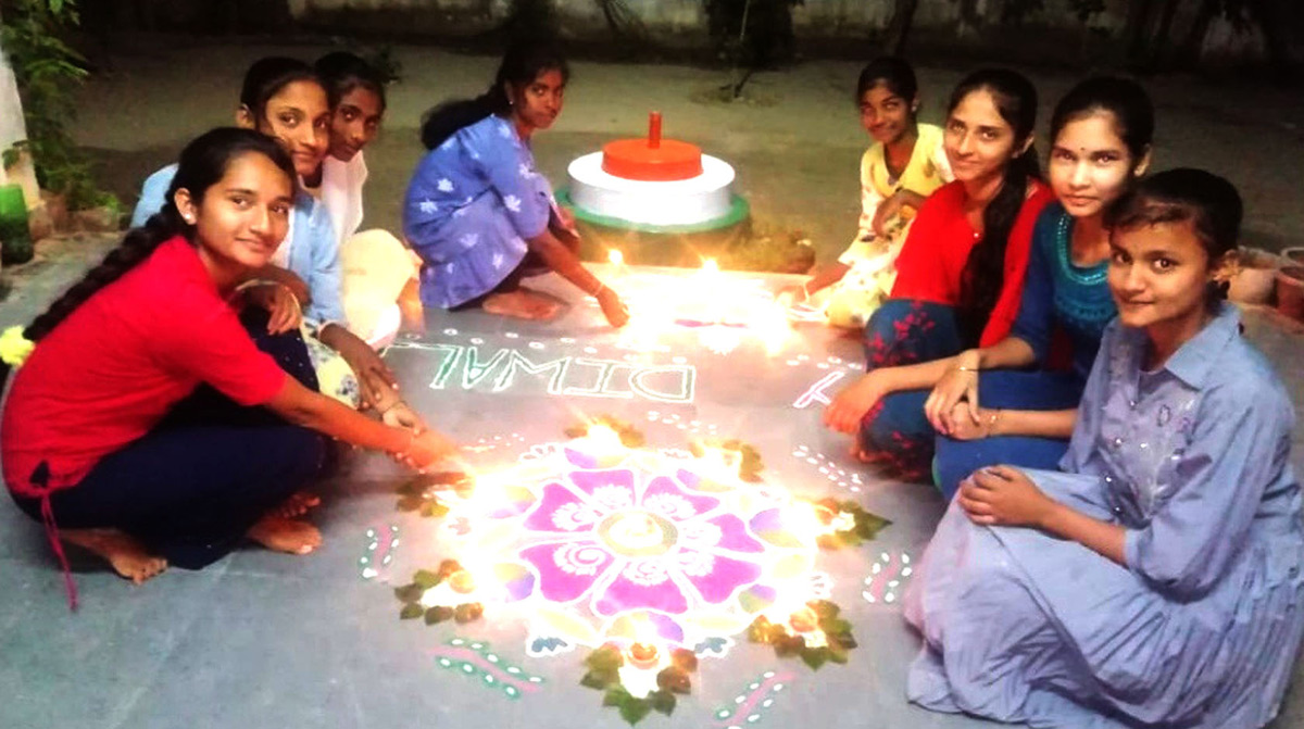 Diwali Celebrations in Telangana - Sakshi16