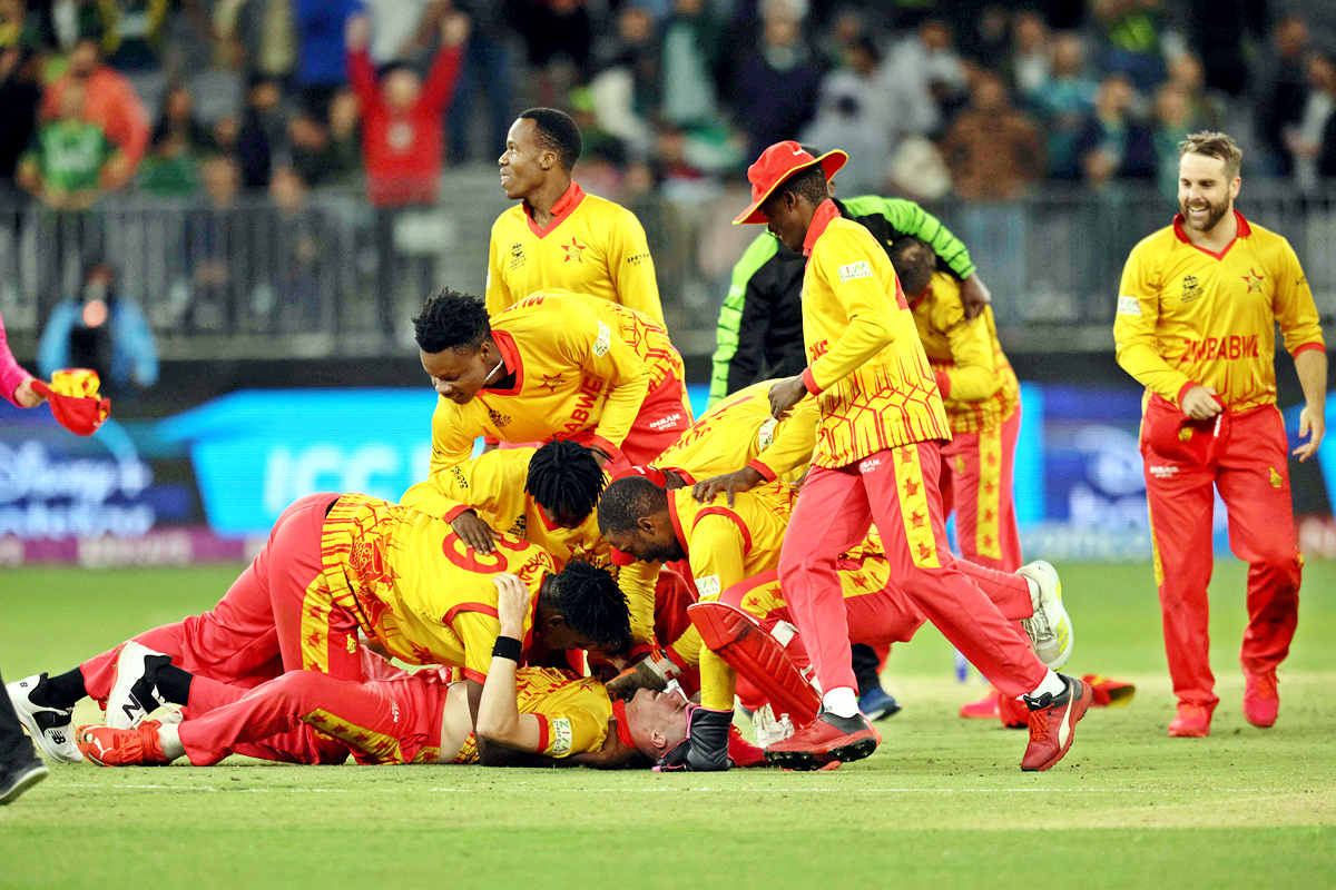 Zimbabwe Sensational Victory Over Pakistan - Sakshi19