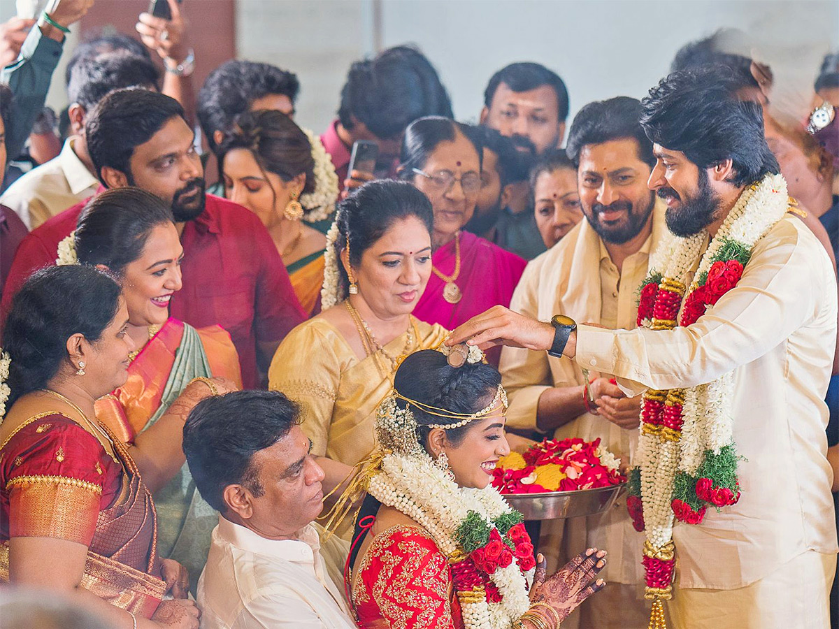 Harish Kalyan Wedding Photos HD - Sakshi1