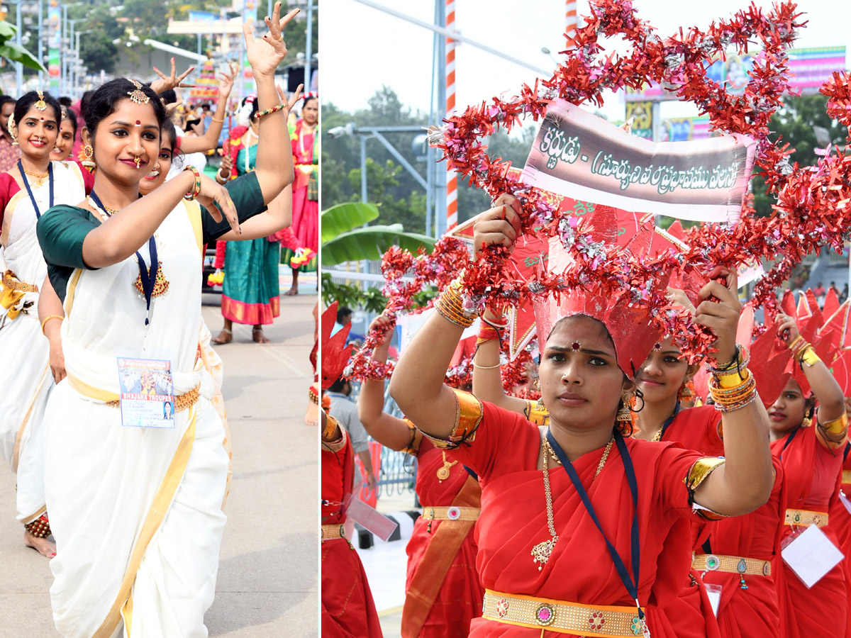 Tirumala Srivari Brahmotsavam 2022 Surya Prabha Vahanam on Seventh Day Photo Gallery - Sakshi17