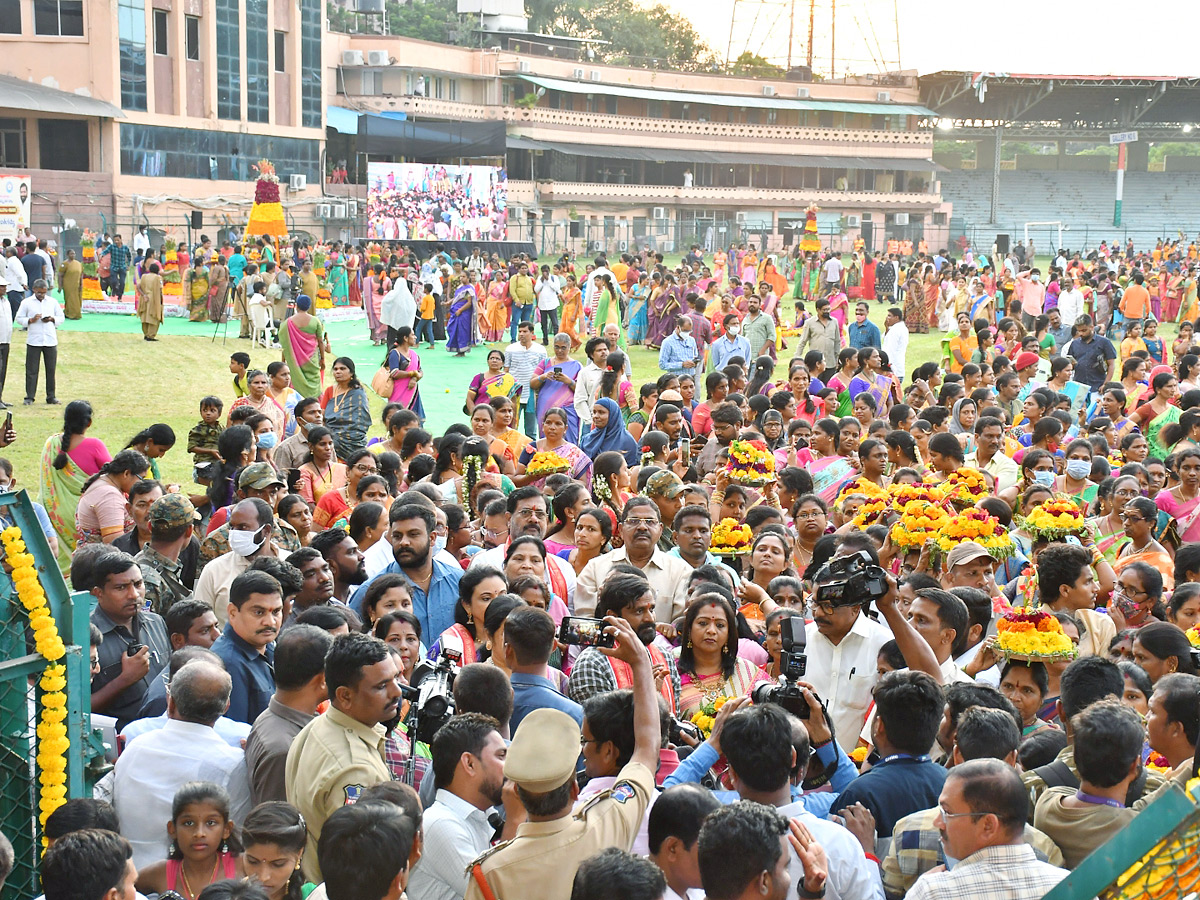 Saddula Bathukamma Celebrations 2022 Photo Gallery - Sakshi26