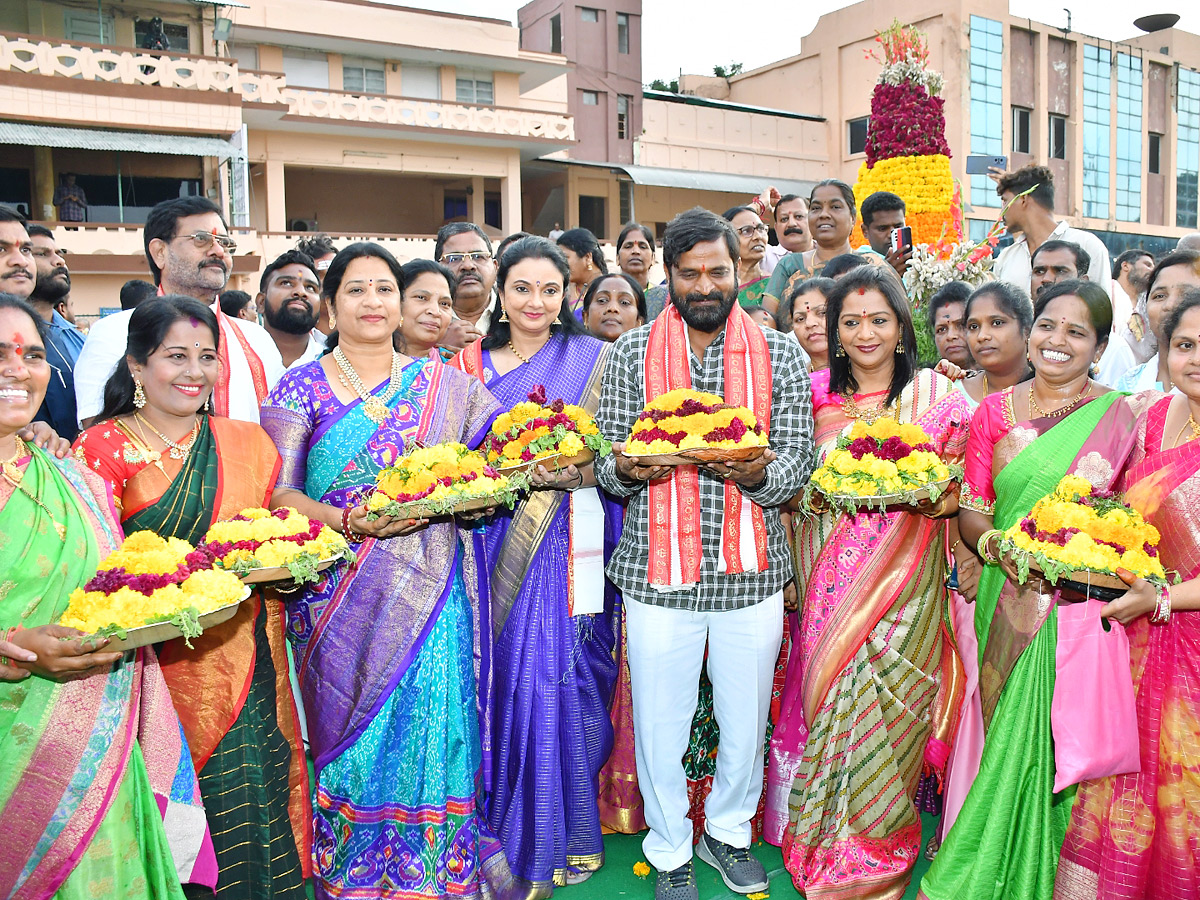 Saddula Bathukamma Celebrations 2022 Photo Gallery - Sakshi28