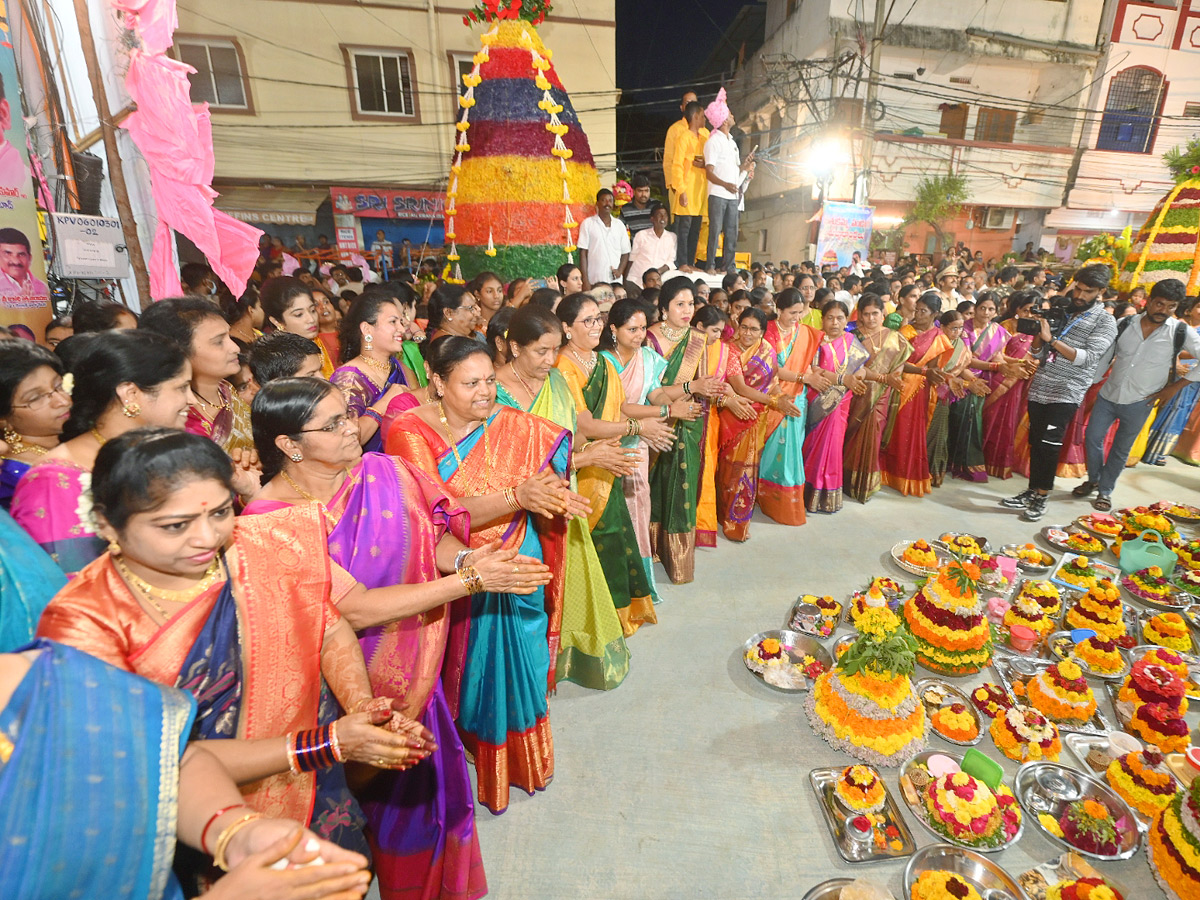 Saddula Bathukamma Celebrations 2022 Photo Gallery - Sakshi40