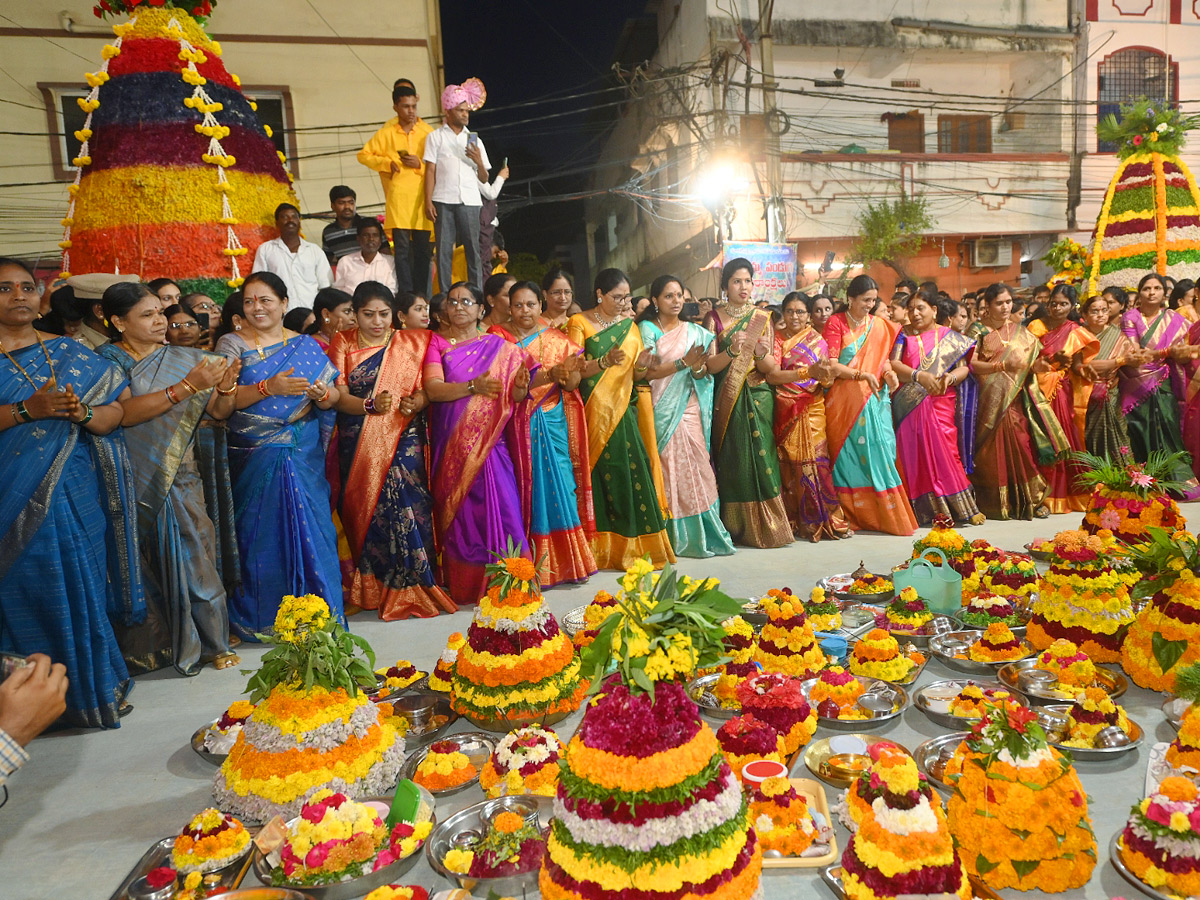 Saddula Bathukamma Celebrations 2022 Photo Gallery - Sakshi41