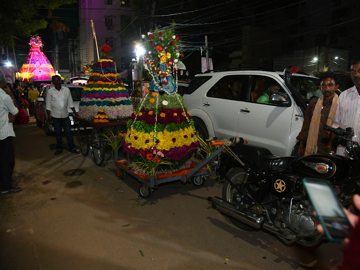 Saddula Bathukamma Celebrations 2022 Photo Gallery - Sakshi50