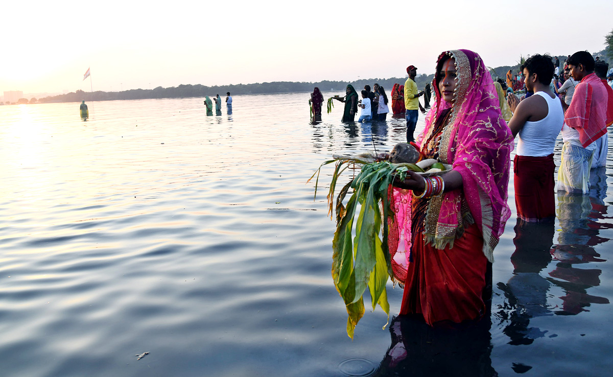 Chhath Puja Celebration Photo Gallery - Sakshi5