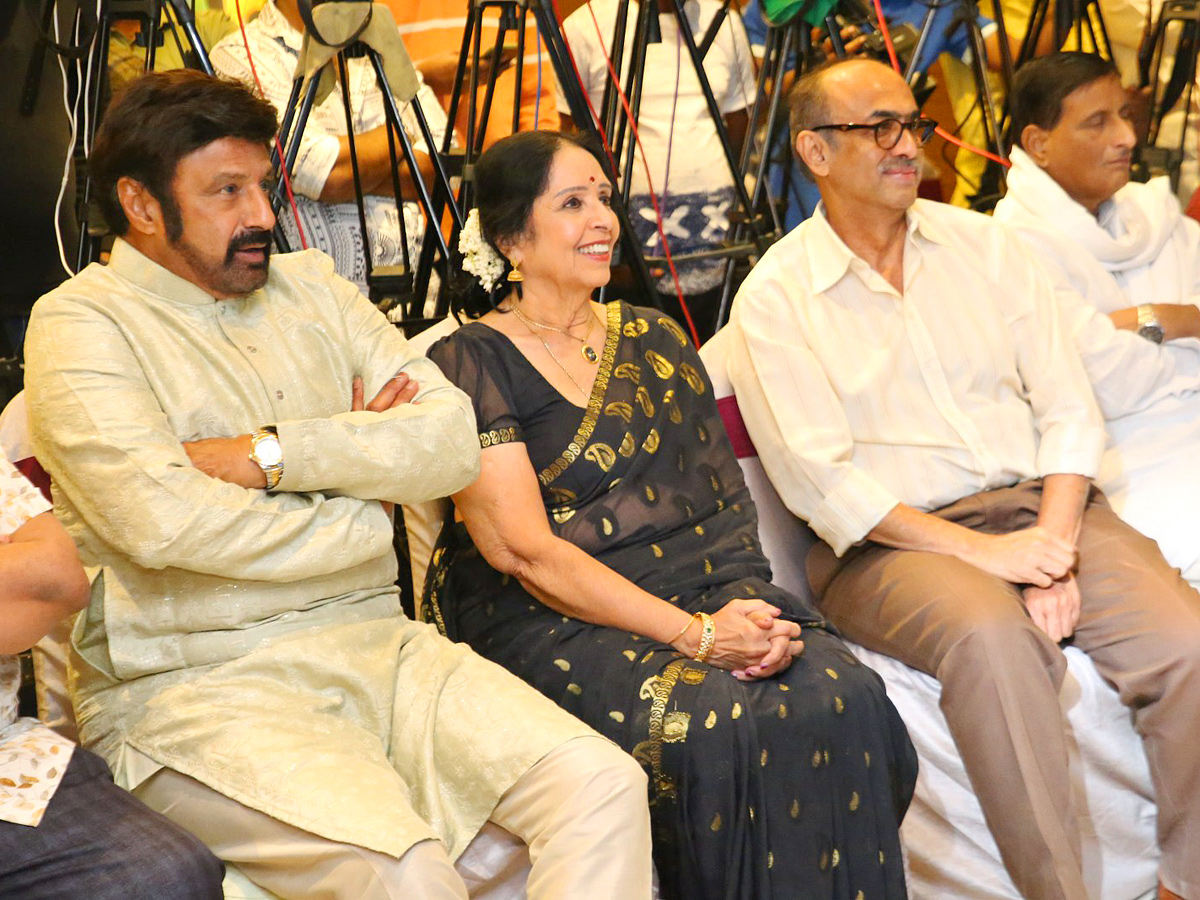 Telugu Film Industry felicitated by L Vijayalakshmi Garu Photo Gallery - Sakshi2