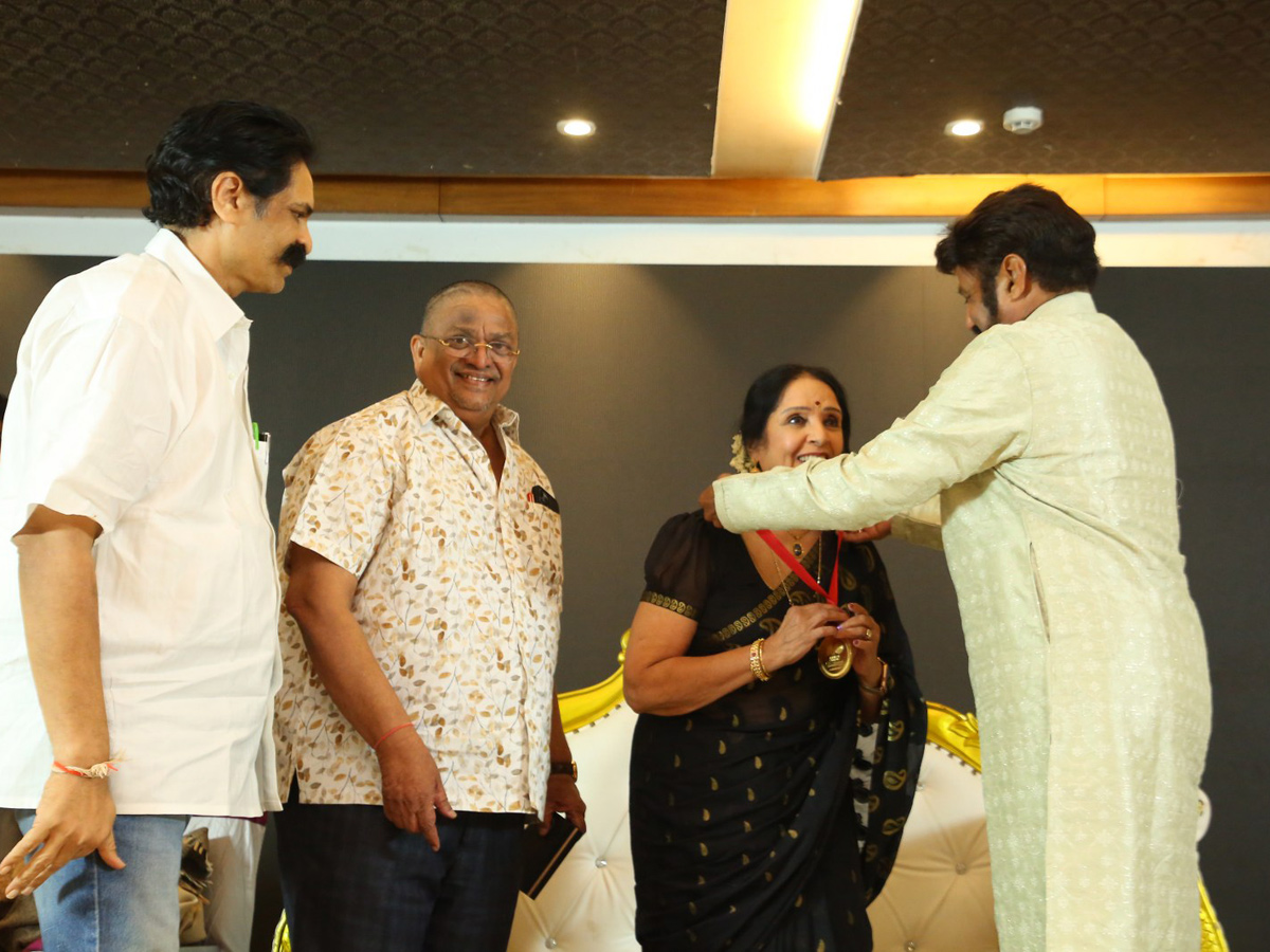 Telugu Film Industry felicitated by L Vijayalakshmi Garu Photo Gallery - Sakshi29