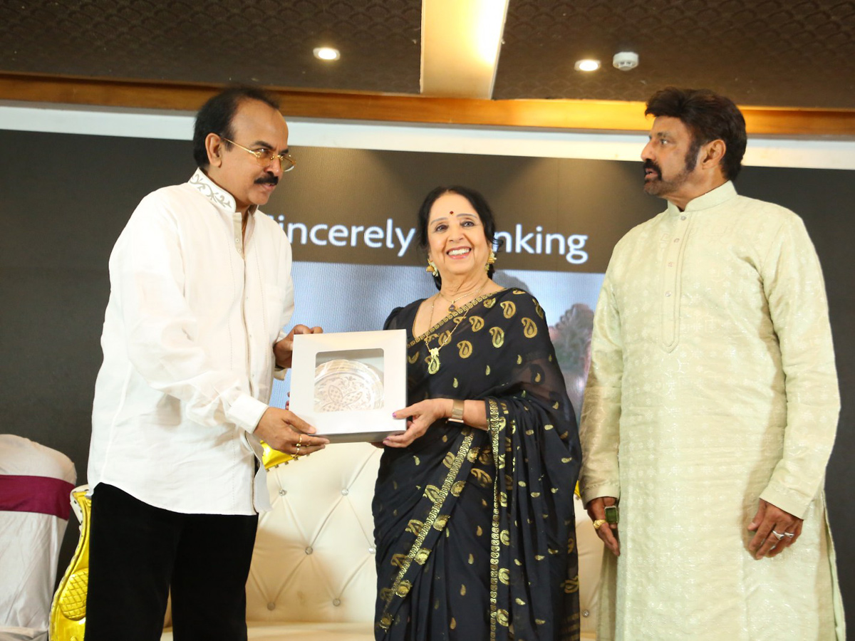 Telugu Film Industry felicitated by L Vijayalakshmi Garu Photo Gallery - Sakshi34