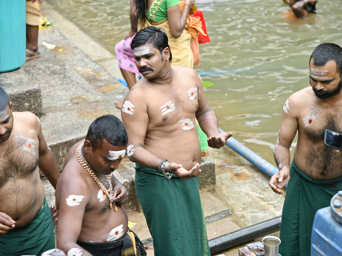 Karthika Somavaram 2022 Tirupati Kapileshwar Temple Deeparadhana - Sakshi16