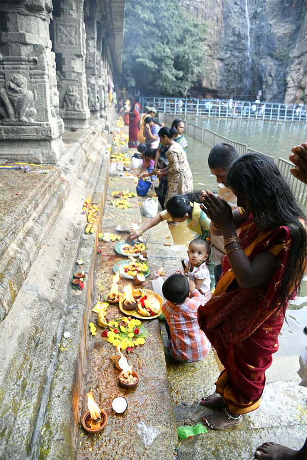 Karthika Somavaram 2022 Tirupati Kapileshwar Temple Deeparadhana - Sakshi25