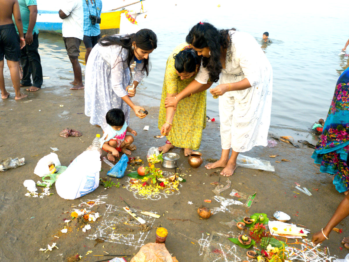 karthika Masam 2022 First Monday Telugu States Poojas - Sakshi13