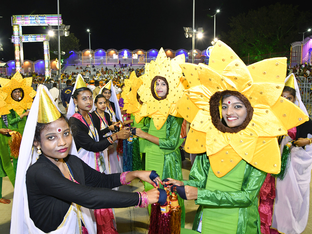 Tirumala Srivari Brahmotsavam 2022 Aswavahanam on 8th Day Photo Gallery - Sakshi9