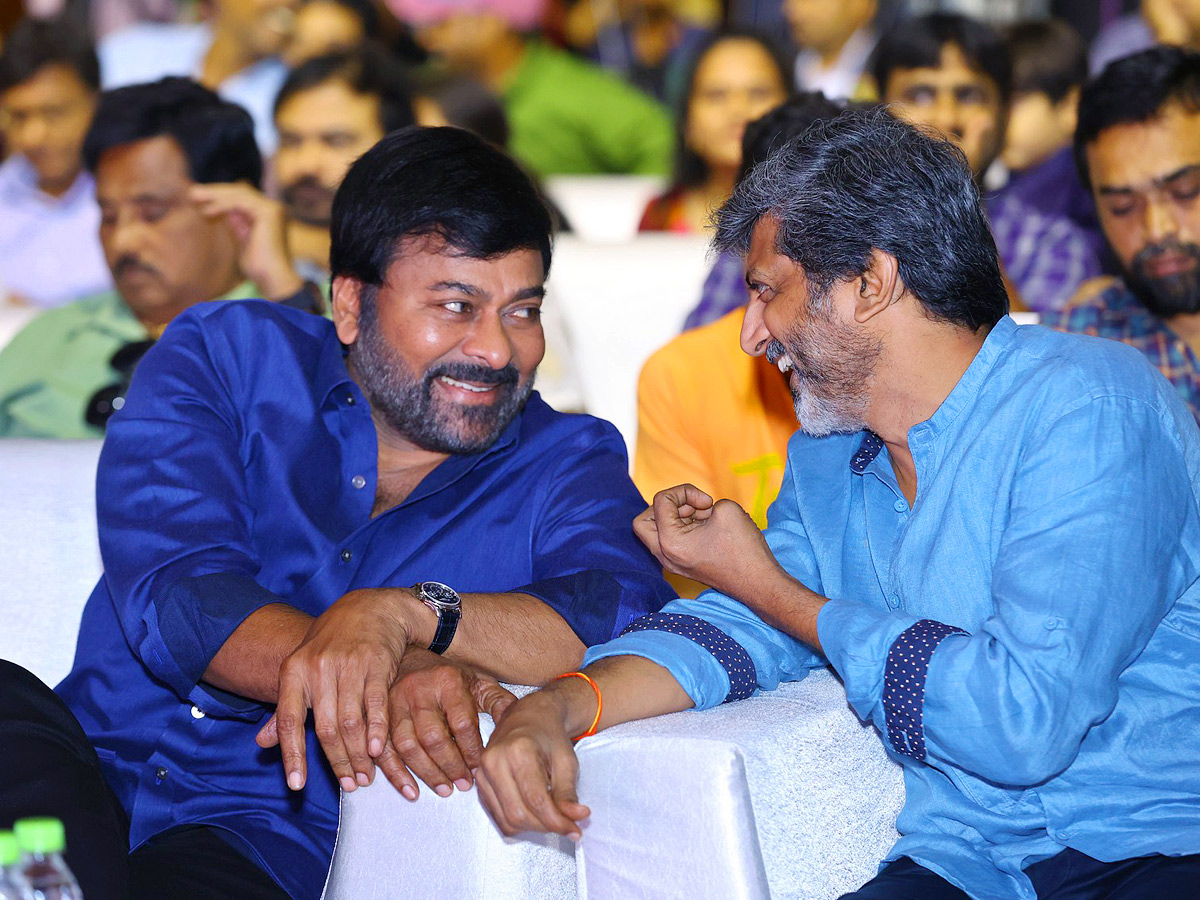 Megastar Chiranjeevi GodFather Movie Press Meet Photos - Sakshi11