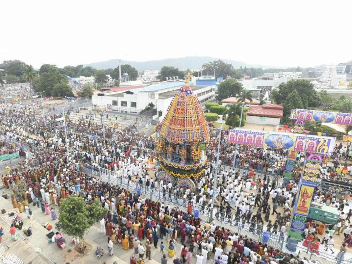 Tirumala Brahmotsavam 2022: Rathotsavam Grandly held in Tirumala - Sakshi12