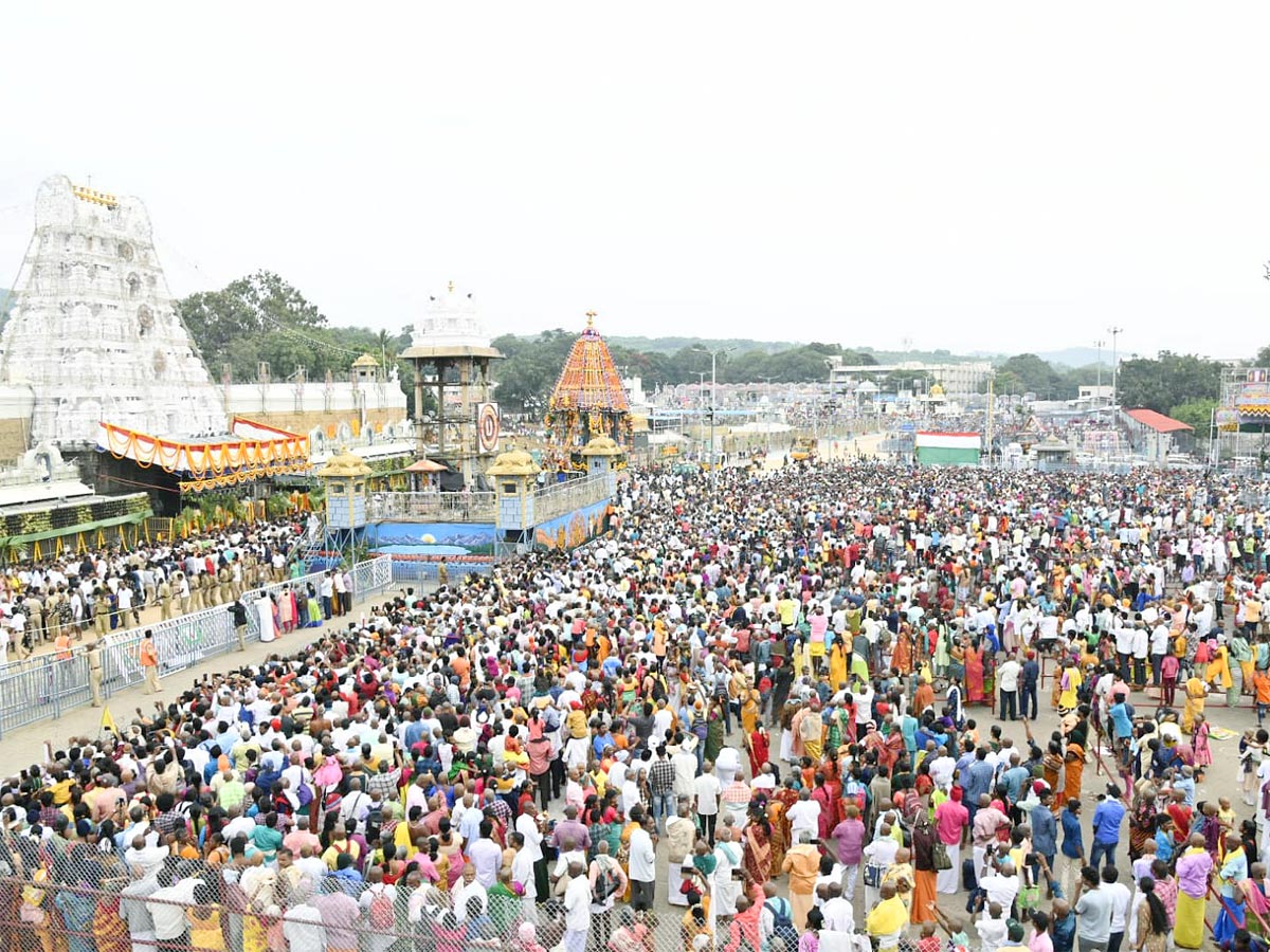 Tirumala Brahmotsavam 2022: Rathotsavam Grandly held in Tirumala - Sakshi19